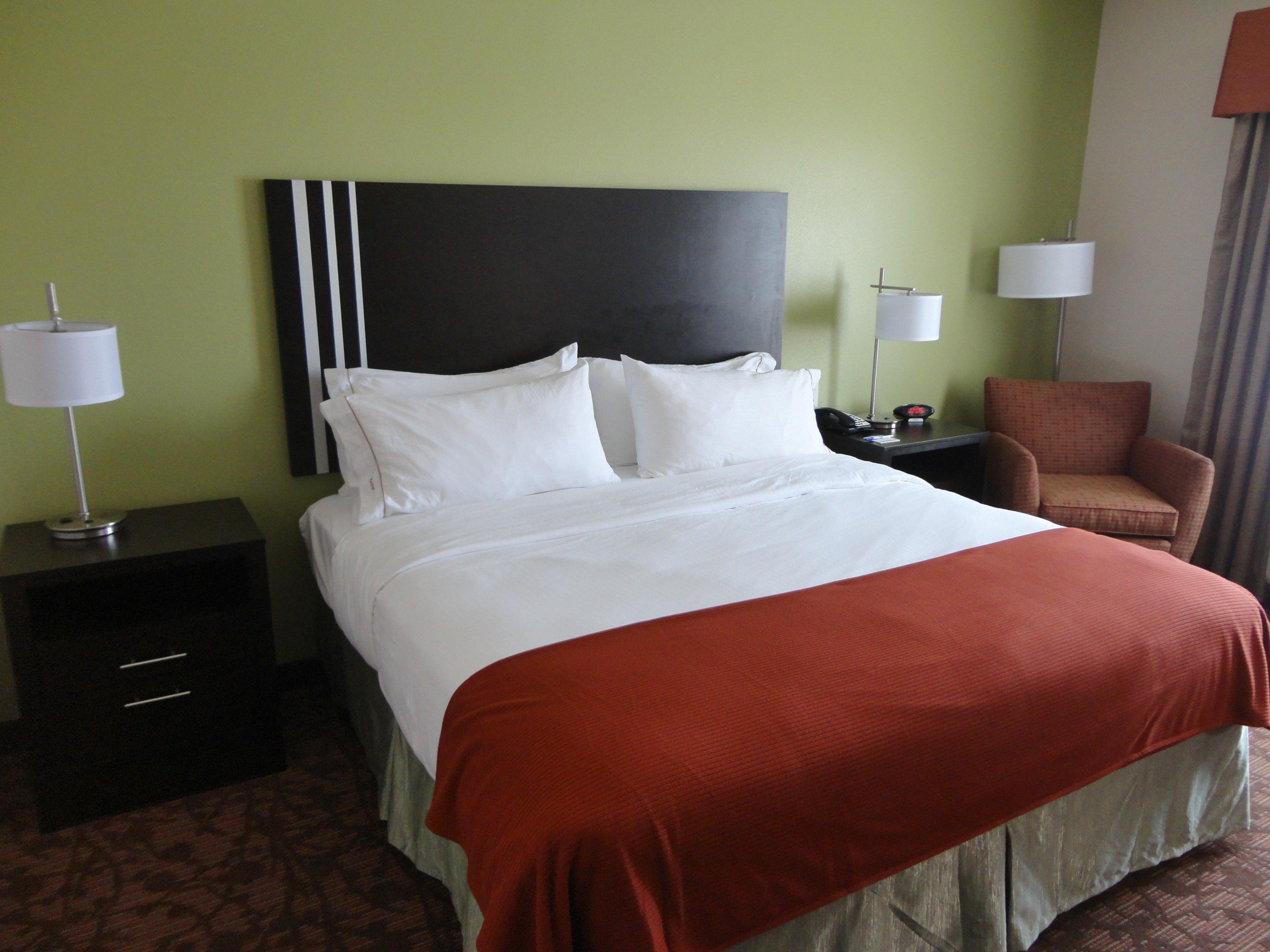 Holiday Inn Express Kenedy By Ihg Esterno foto